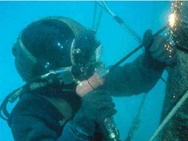 潜水打捞作业——湿法水下焊接技术